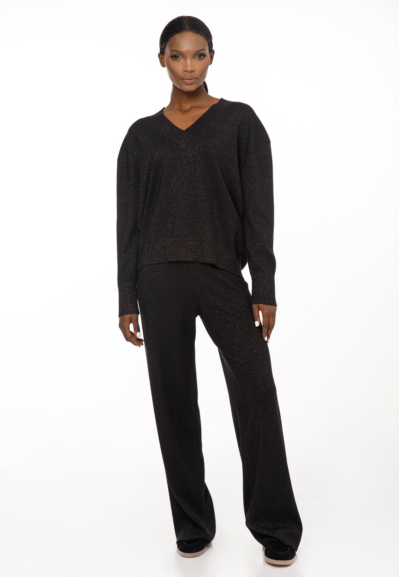 Women’s V-Neck Knit Set